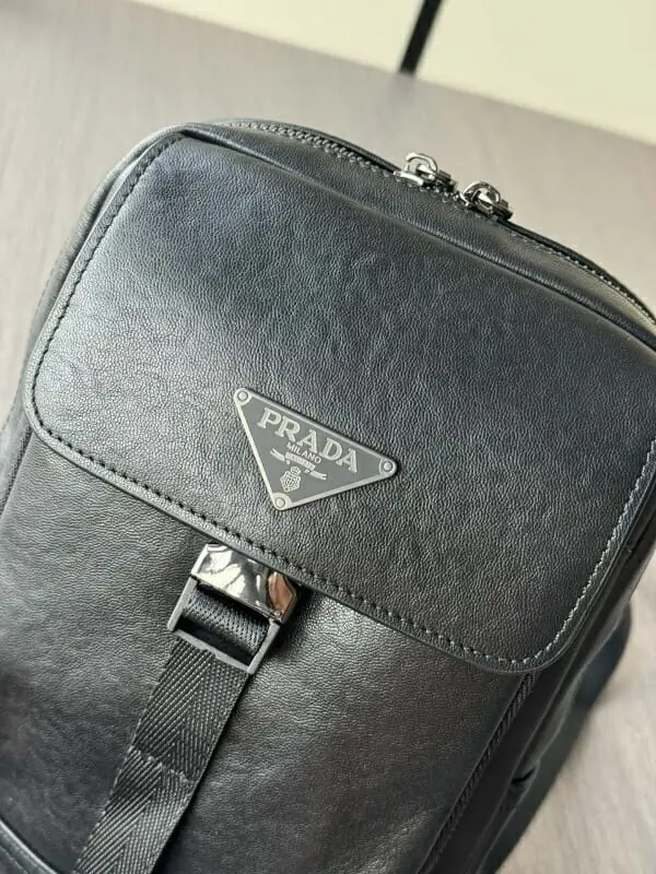 prada aaa homme mini sac a main s_123bab33